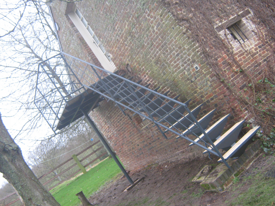 escalier exterieur grenier